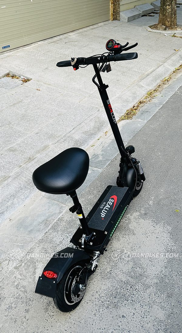 xe điện scooter sealup q5 chính hãng