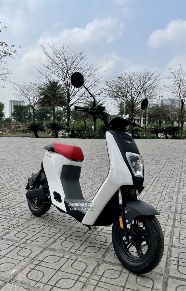 XE ĐẠP ĐIỆN HONDA U-BE
