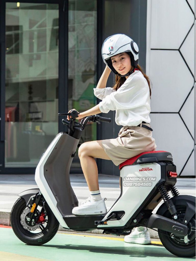 XE ĐẠP ĐIỆN HONDA U-BE