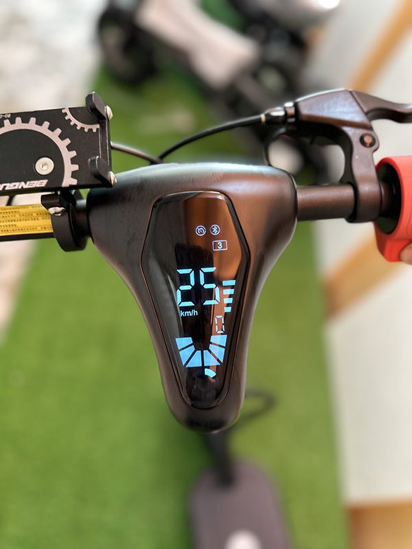 XE SCOOTER ĐIỆN BREMER S12 GẤP GỌN 13 Xe scooter điện Bremer S12 gấp gọn đa năng